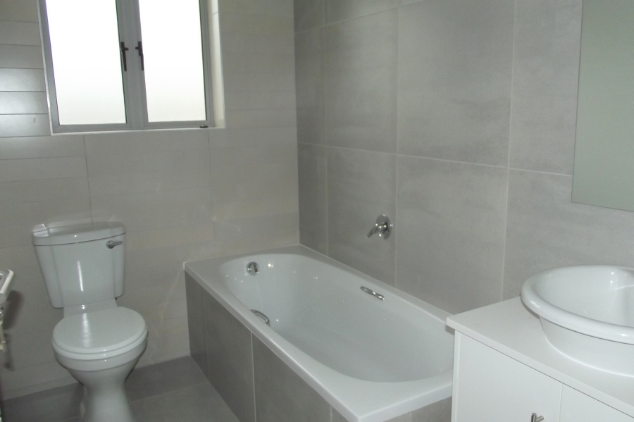 3 Bedroom Property for Sale in Mooikloof Country Estate Western Cape